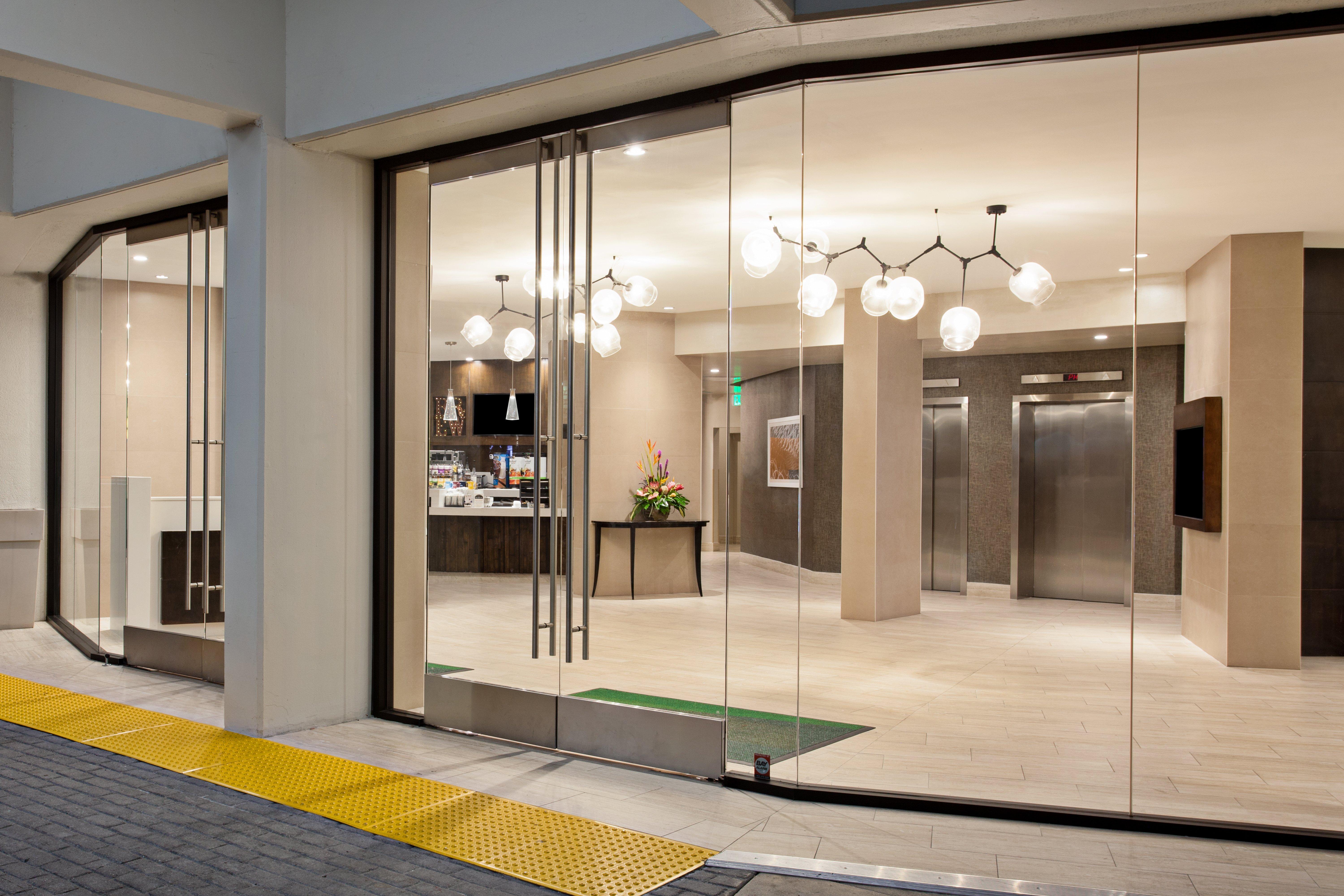 Holiday Inn Long Beach - Airport By Ihg Luaran gambar